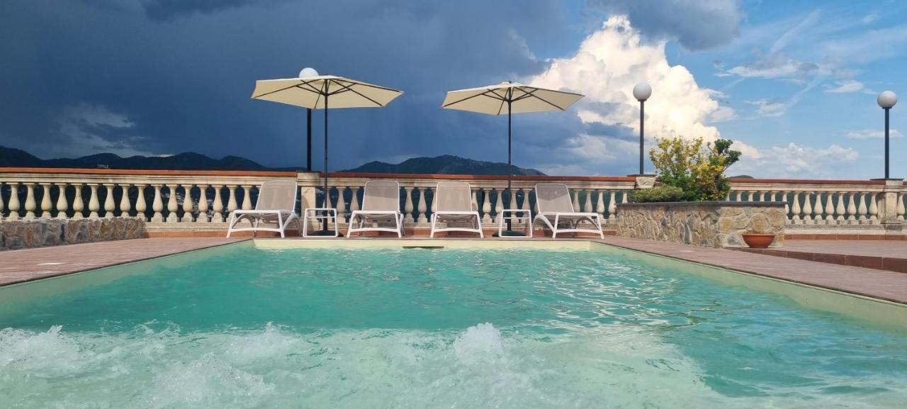 Villa Marina 카바드티레니 외부 사진
